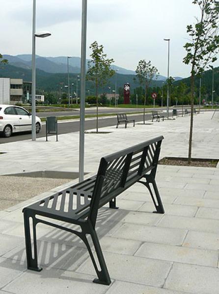 Banc Polka sur site